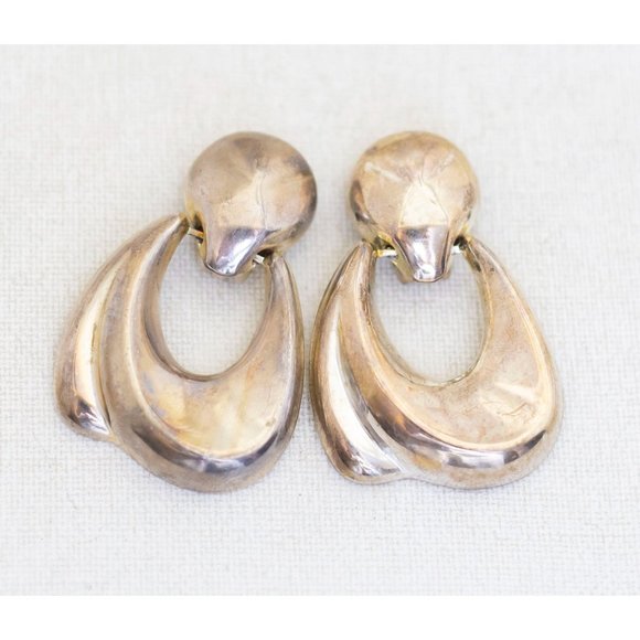 Jewelry - Vintage Abstract Curtain-shaped Silver Tone Large Clip On Earrings - AB2